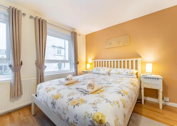 Sunny Keswick (Cumbria)